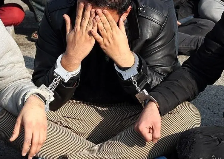 دستگیری ۲۵ نفر از عاملان معاملات فردایی دلار و سکه