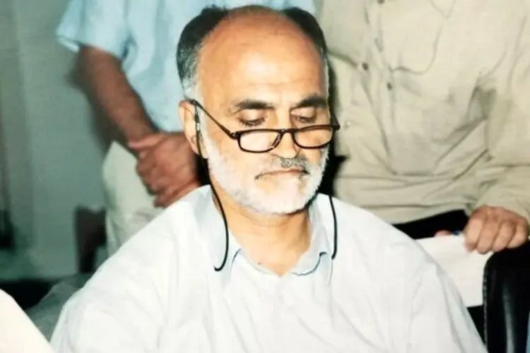 «مکرون از کودکی دچار مشکلات اخلاقی بود»