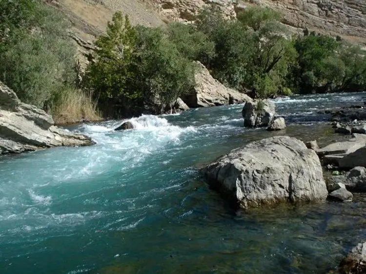 نام رودخانه کرج را از نقشه‌ها حذف کنید!