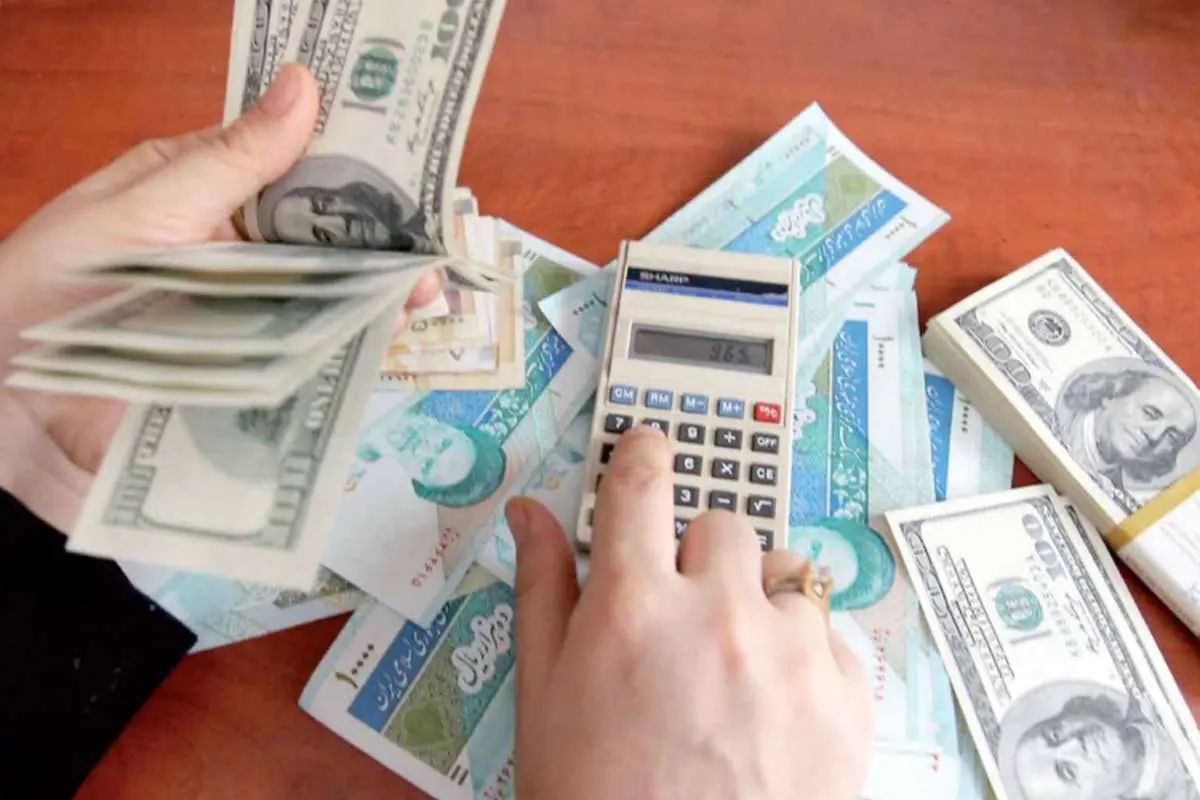 قیمت دلار و سکه در ابتدای هفته دوم آبان؛ سقوط با آخرین سرعت