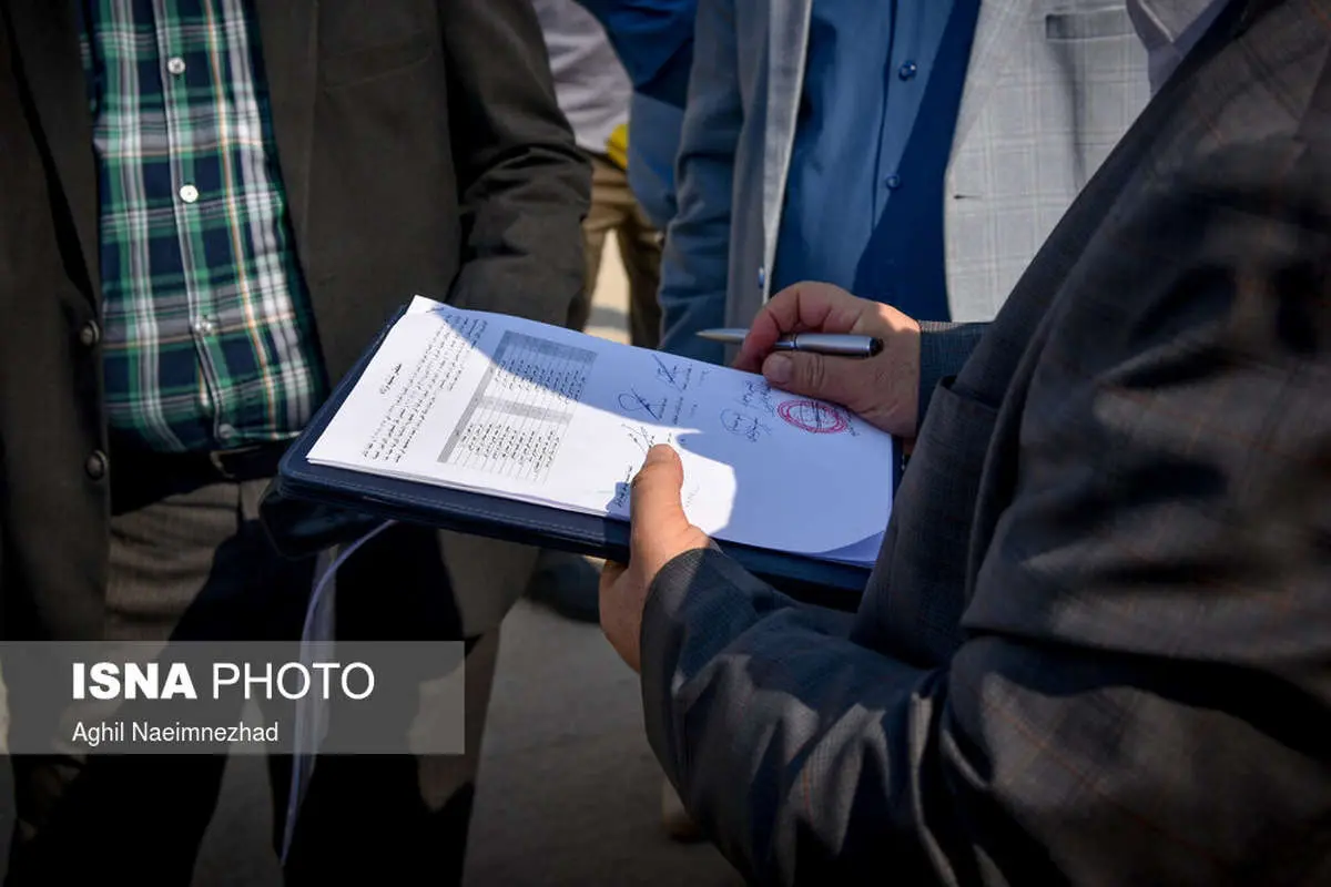 (تصاویر) انتقال ۲۲ محکوم ایرانی از عراق به ایران