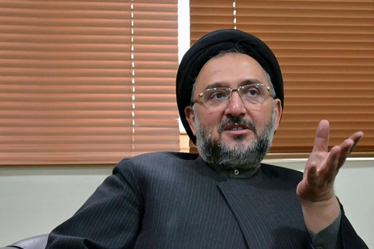 ابطحی: انگار تیم نظرسنجی انتخابات سال ۸۴ رفته بودند آمریکا
