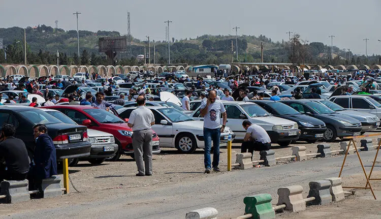 قیمت انواع خودرو امروز ۱۵ آبان ۹۹؛ چشم بازار خودرو به «ینگه دنیا»