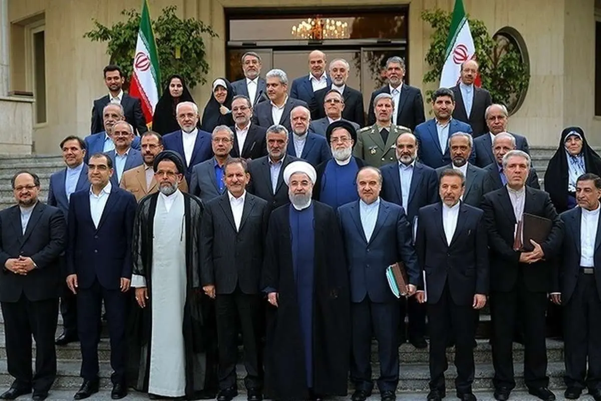 مرور دولت دوم حسن روحانی؛ دردسرهای عظیم