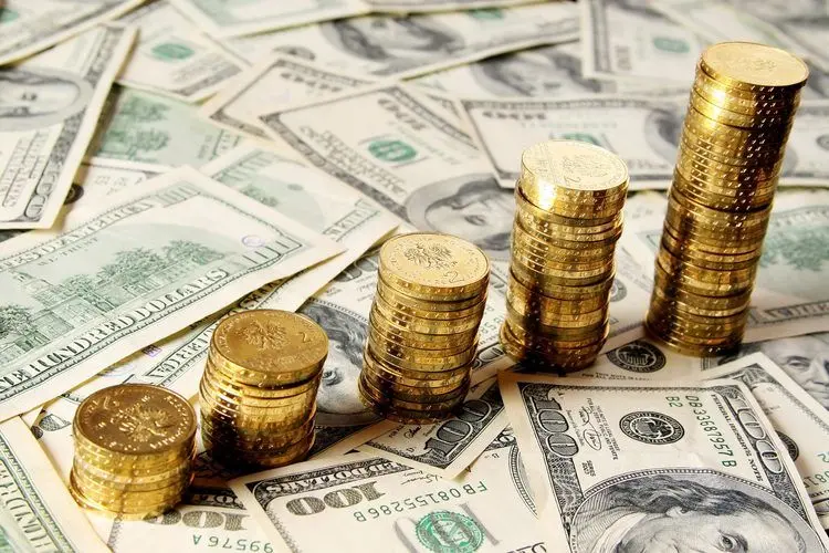 سه نشانه برای تخلیه حباب قیمتی ارز
