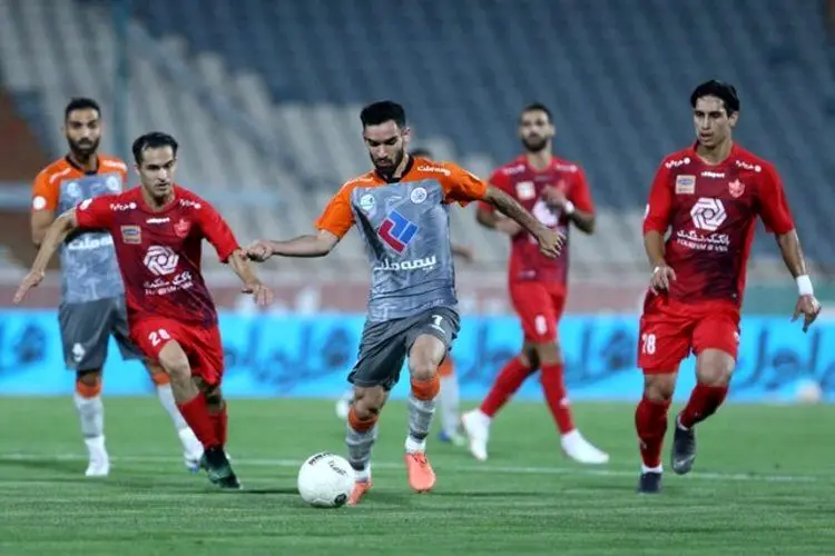 لیگ برتر به تعویق افتاد