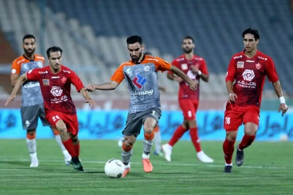 لیگ برتر به تعویق افتاد