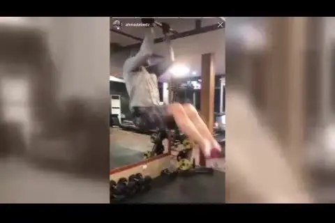 آمادگی بدنی عجیب عقاب آسیا در ۵۴ سالگی