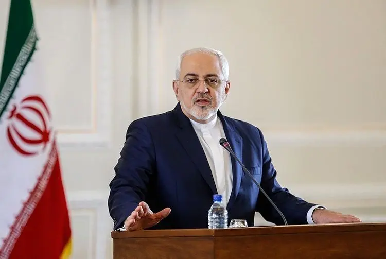 ظریف: ما باید بین ماندن در گذشته و صلح یکی را انتخاب کنیم