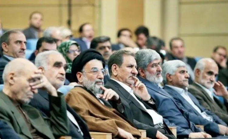 اصلاح‌طلبان در دوراهی «مانیفست- انتخابات»