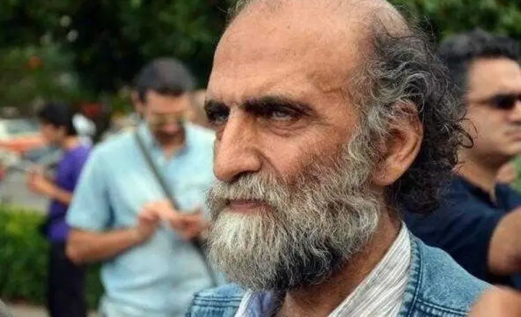 خانواده اکبری مبارکه از بیمارستان شکایت می‌کنند