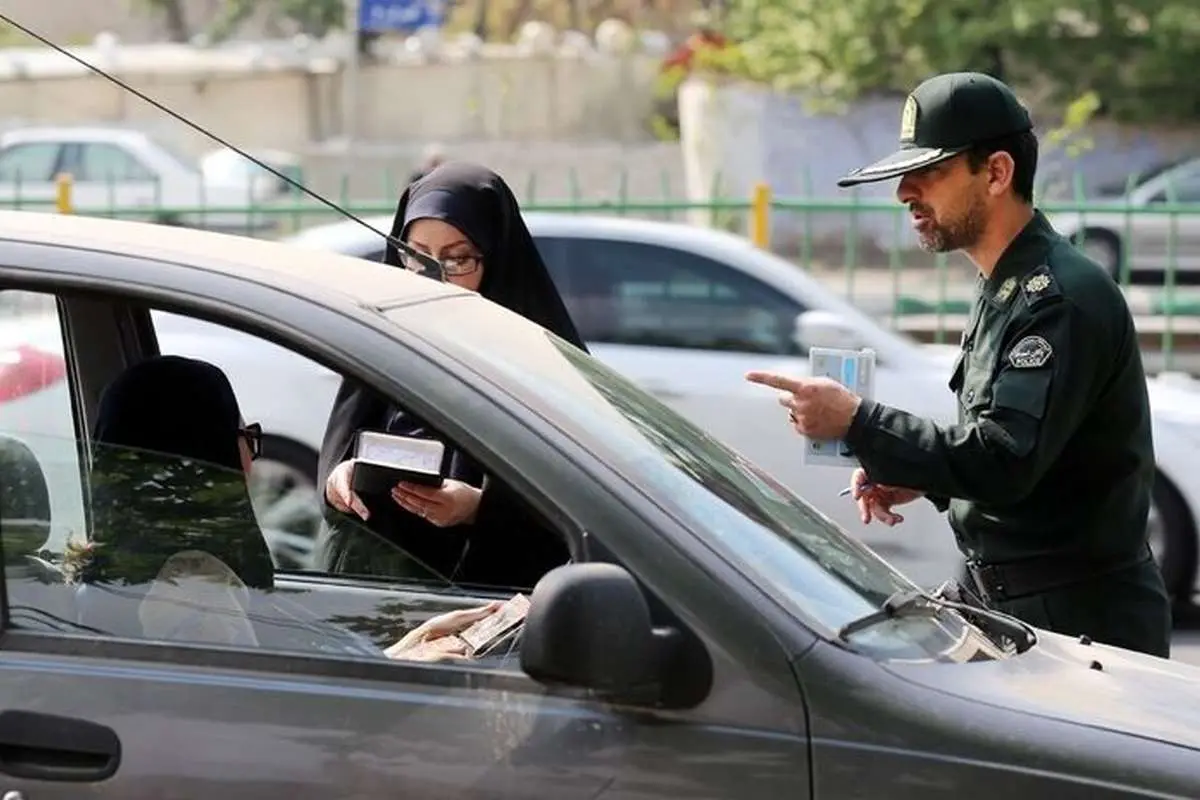 دادستان نظامی تهران: کشف حجاب در خودرو خلاف قانون است