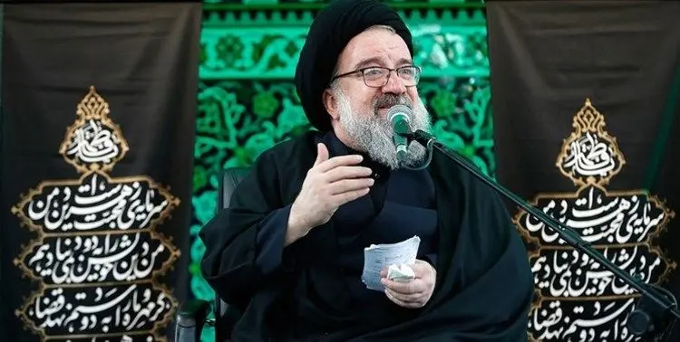 احمد خاتمی: تحت تاثیر رفع تحریم‌ها قرار گرفتن ناشی گری است