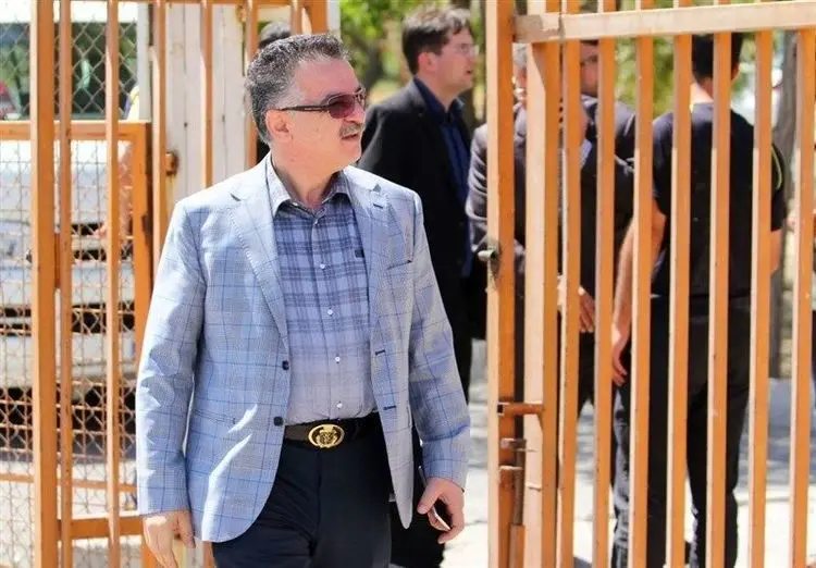حضور محمدرضا زنوزی در انتخابات فدراسیون فوتبال قطعی شد؟