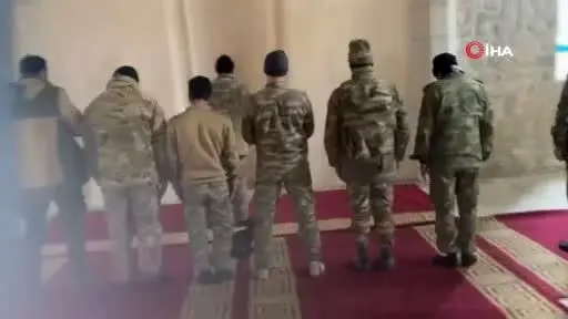 (ویدئو) اقامه نماز جمعه در مسجد شوشا آذربایجان پس از ۲۸ سال