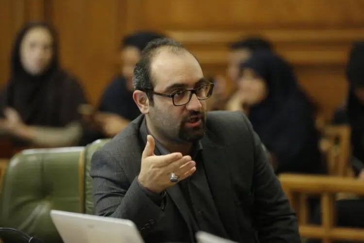 چرا تهران تعطیل نمی‌شود؟!