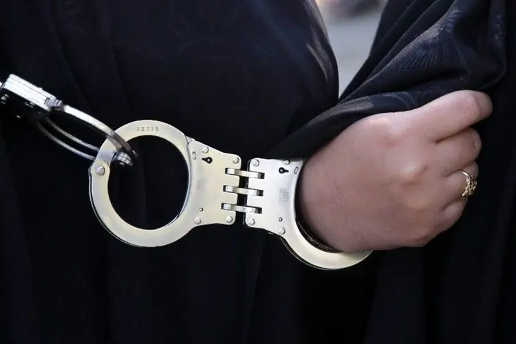 دستگیری زن تبــهکار دو سال پس از سرقت مسلحانه از شوهر