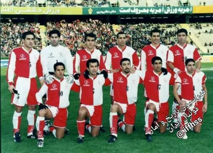 (عکس) پرسپولیس مدل ۸۰ با پیراهن‌های مدل ۶۵