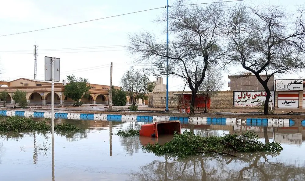 (تصاویر) آب گرفتگی و سیلاب در آبادان