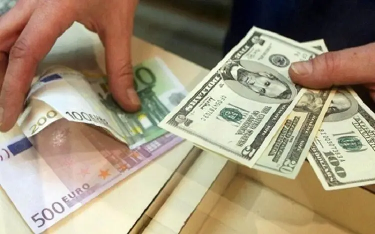 نرخ ارز در صرافی ملی در روز دوشنبه ۱۰ آذر