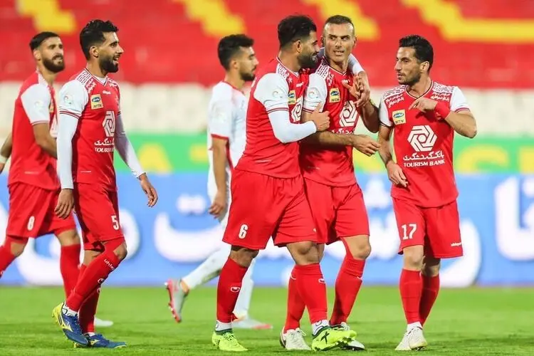 تولد پرسپولیس، یکه‌تازی قلعه‌نویی