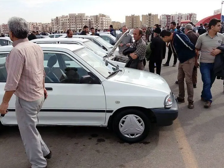 کاهش جزئی قیمت انواع خودرو امروز ۱۱ آذر ۹۹؛ ارزان‌ترین پراید ۹۶ میلیون تومان!