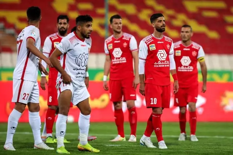 اشتباهات عجیب داوری به نفع پرسپولیس و شائبه مهندسی لیگ به نفع تیمی خاص!