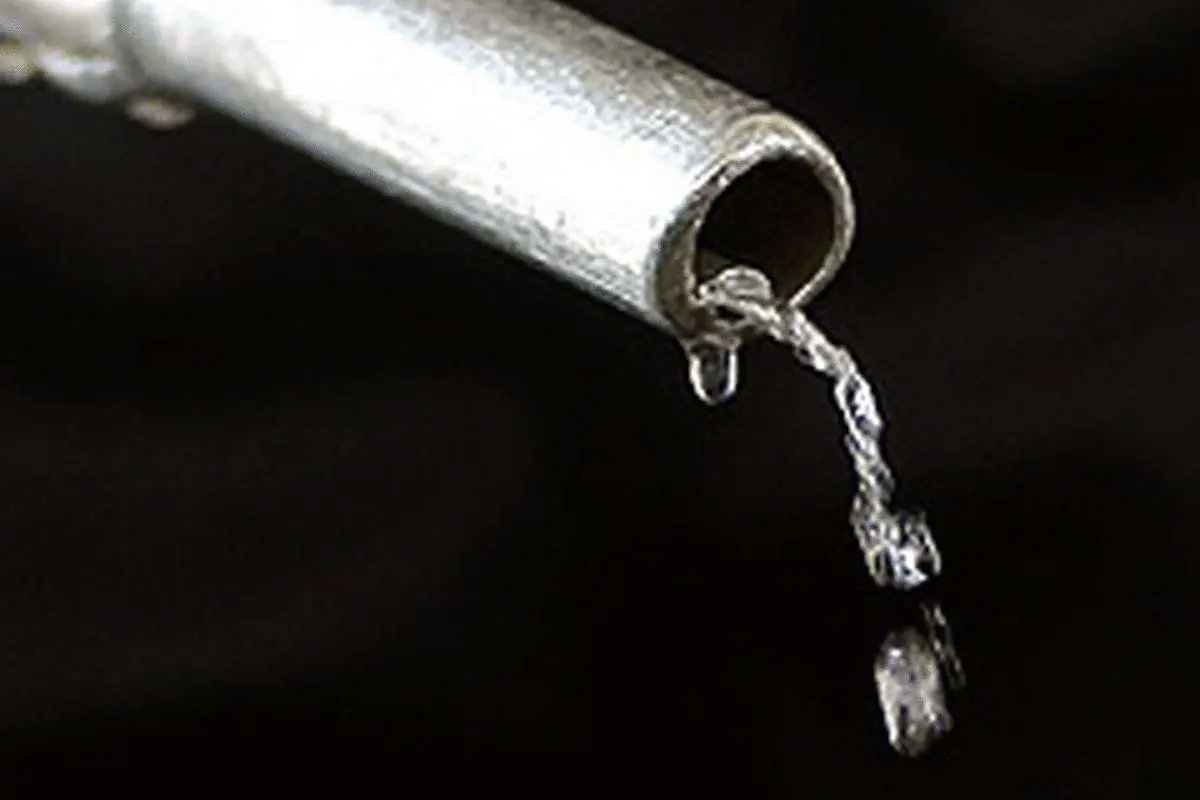 تحریم بنزین راه به جایی نخواهد برد؟!