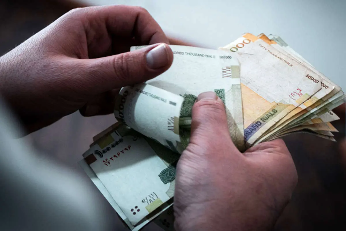 شرایط پرداخت حقوق کارکنان دولت در سال آینده تغییر کرد