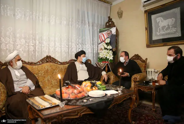 (تصویر) سیدحسن خمینی در منزل شهید فخری زاده