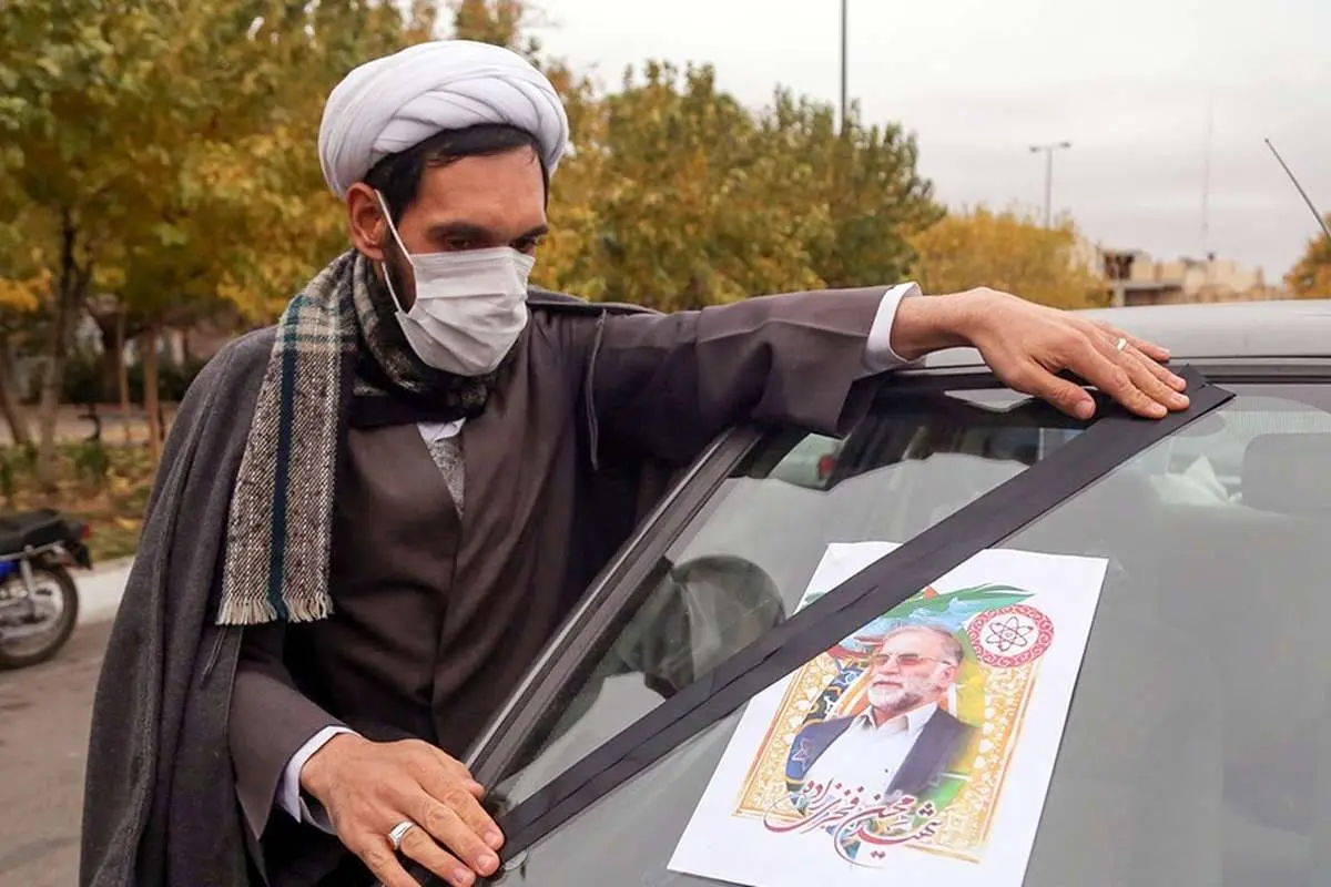 (تصاویر) راهپیمایی خودرویی در قم علیه ترور فخری زاده و مذاکره