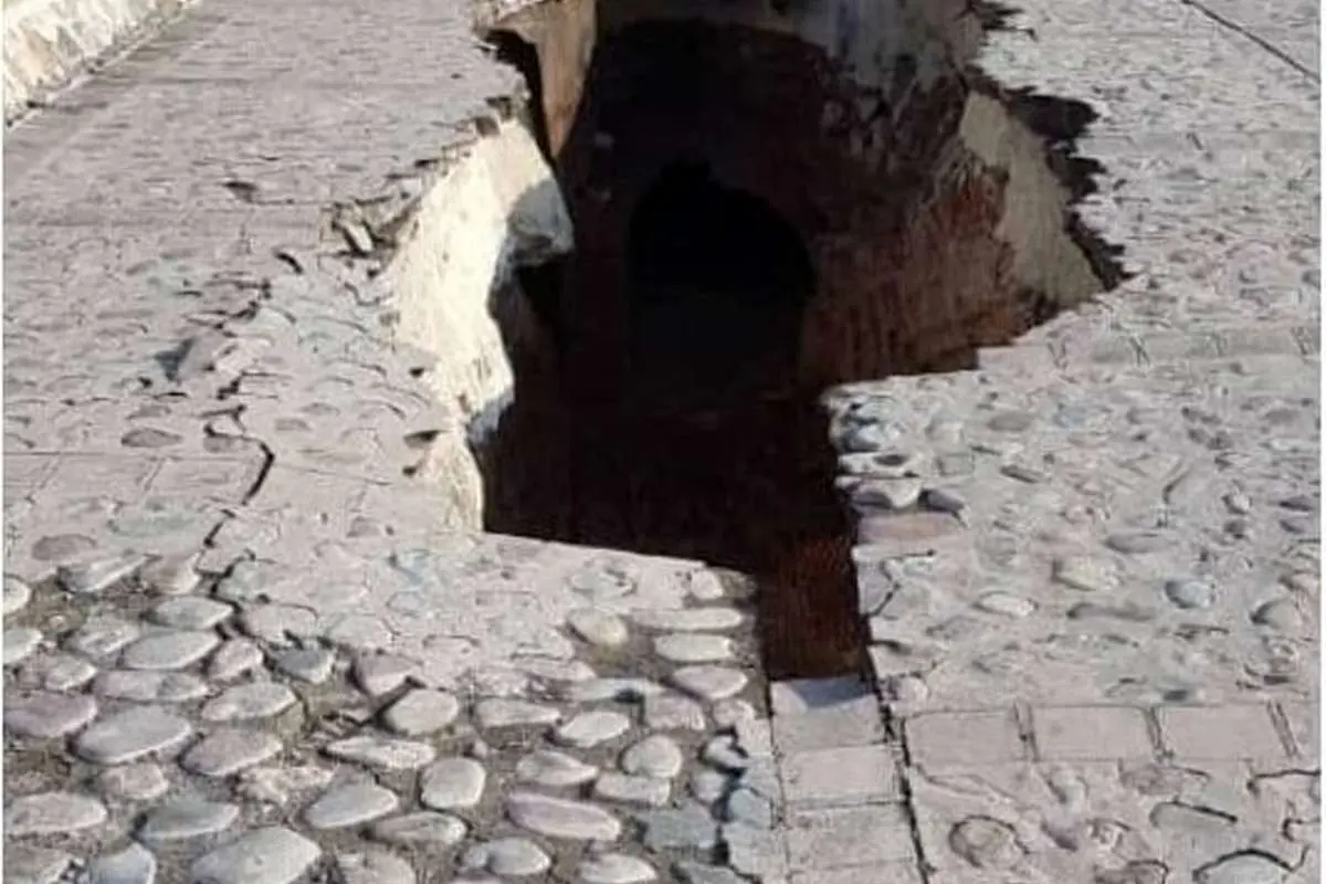 (تصاویر) قدیمی‌ترین سازه کرج فرو ریخت