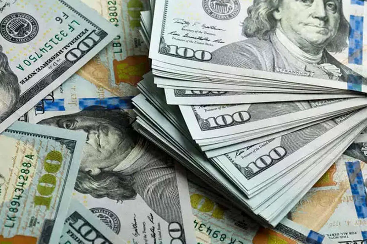 دلار ۴۲۰۰ تومانی ۱۴ برابر مبلغ یارانه رانت میآورد