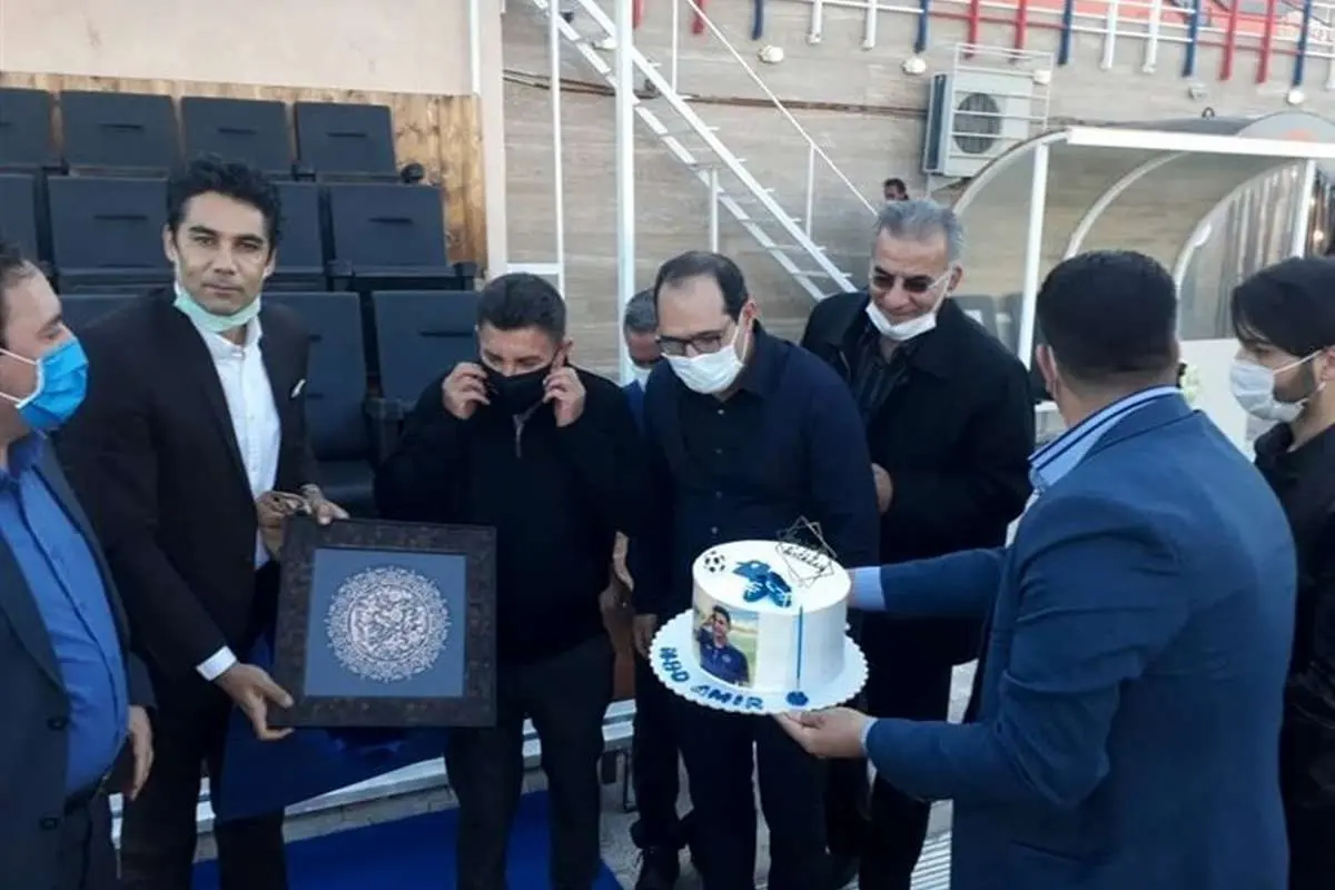 (عکس) کیک برای تقدیر از قلعه‌نویی!