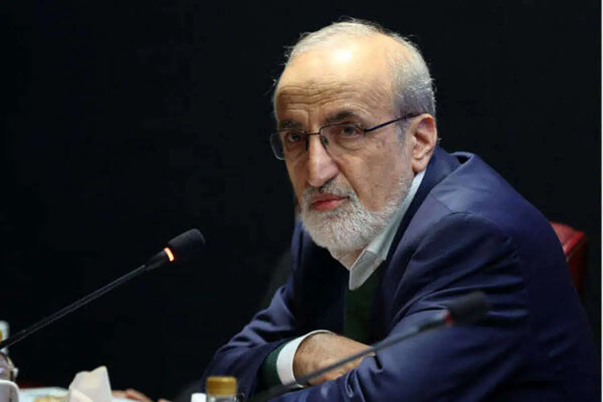 انتقاد تند رضا ملک زاده معاون وزارت بهداشت از سعید نمکی