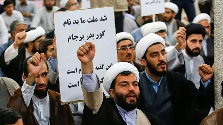 درخواست راهپیمایی «استیضاح رییس‌جمهوری» در قم!