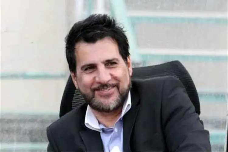 چرا بازیکن استقلال که افتخار ندارد، پول می‌خواهد؟