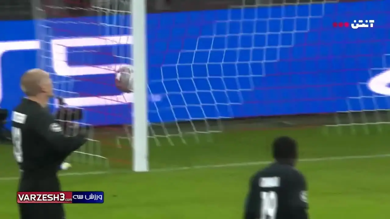 (ویدیو) خلاصه بازی بایرن مونیخ 3 - 1 ردبول 5 آذر 99