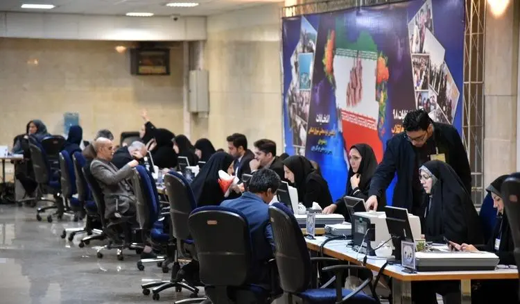 ۴ دهه ابهام، سد راه ورود زنان به پاستور