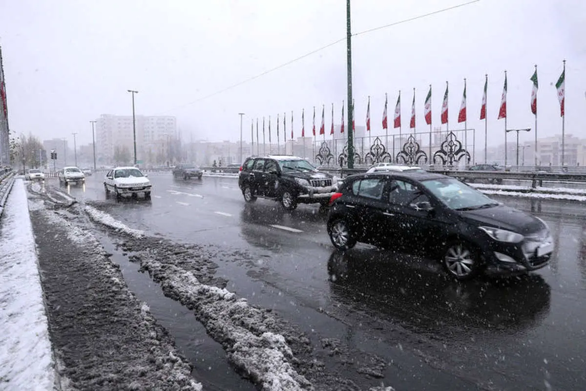 اخبار هواشناسی امروز ۱۶ آذر ۹۹؛ بارش شدید باران در ۱۰ استان/ تهران برفی میشود