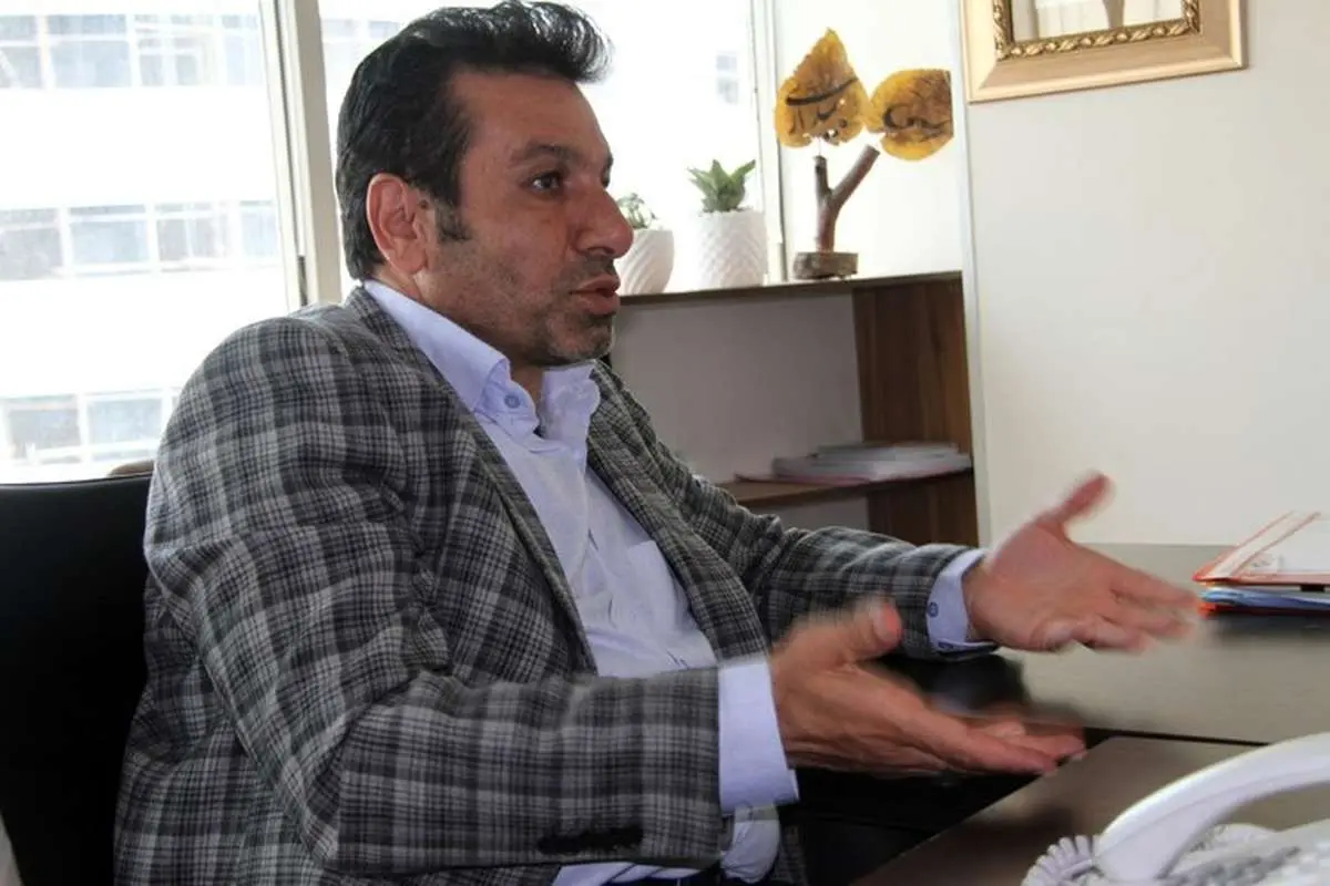 وزارت ورزش علنا به سمت پرسپولیس غش می‌کند