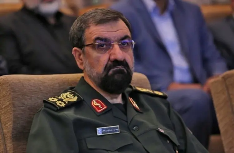 پوست خربزه جبهه ایستادگی زیر پای آقا محسن
