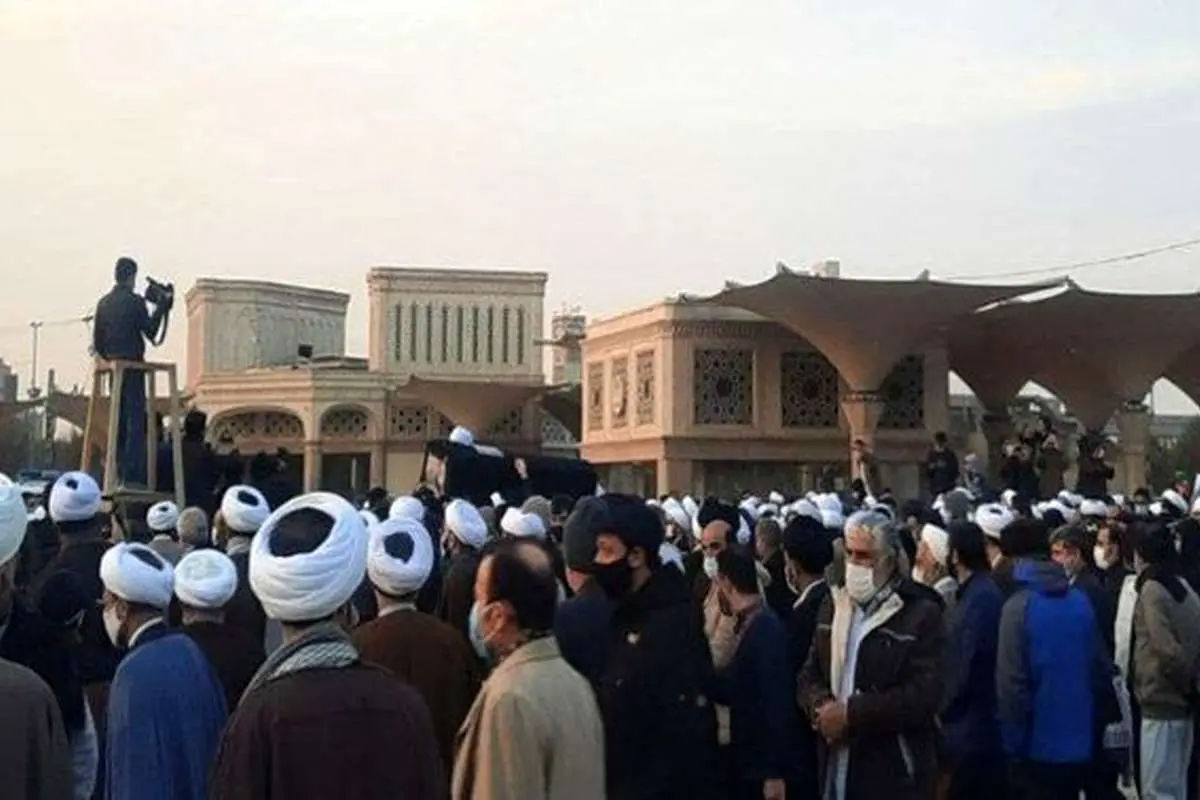 نخستین تصویر از مراسم تشییع پیکر آیت الله محمد یزدی