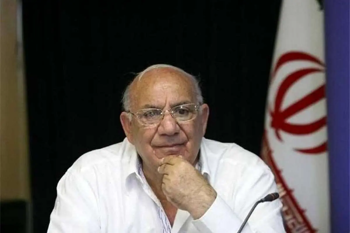 چرا آرزو میکنیم پرسپولیس قهرمان شود؟ حشمت مهاجرانی پاسخ میدهد