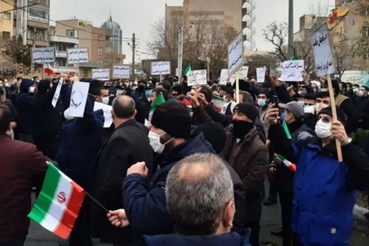 تجمع مردم تبریز مقابل کنسولگری ترکیه
