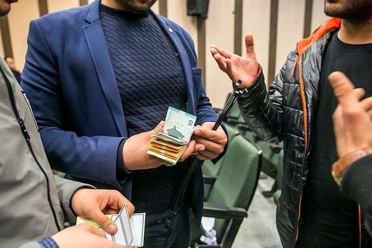 نبض بازار ایران در دست چه کسانی است؟