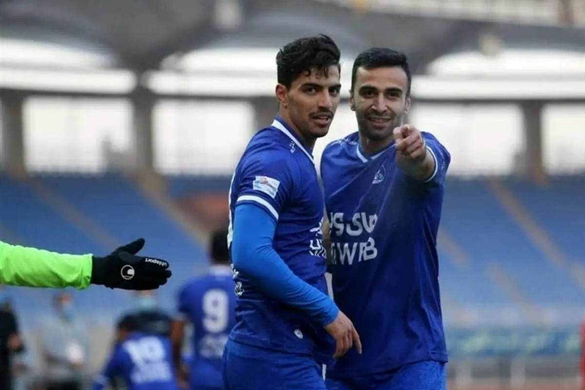 استقلال در مشهد صدرنشین شد