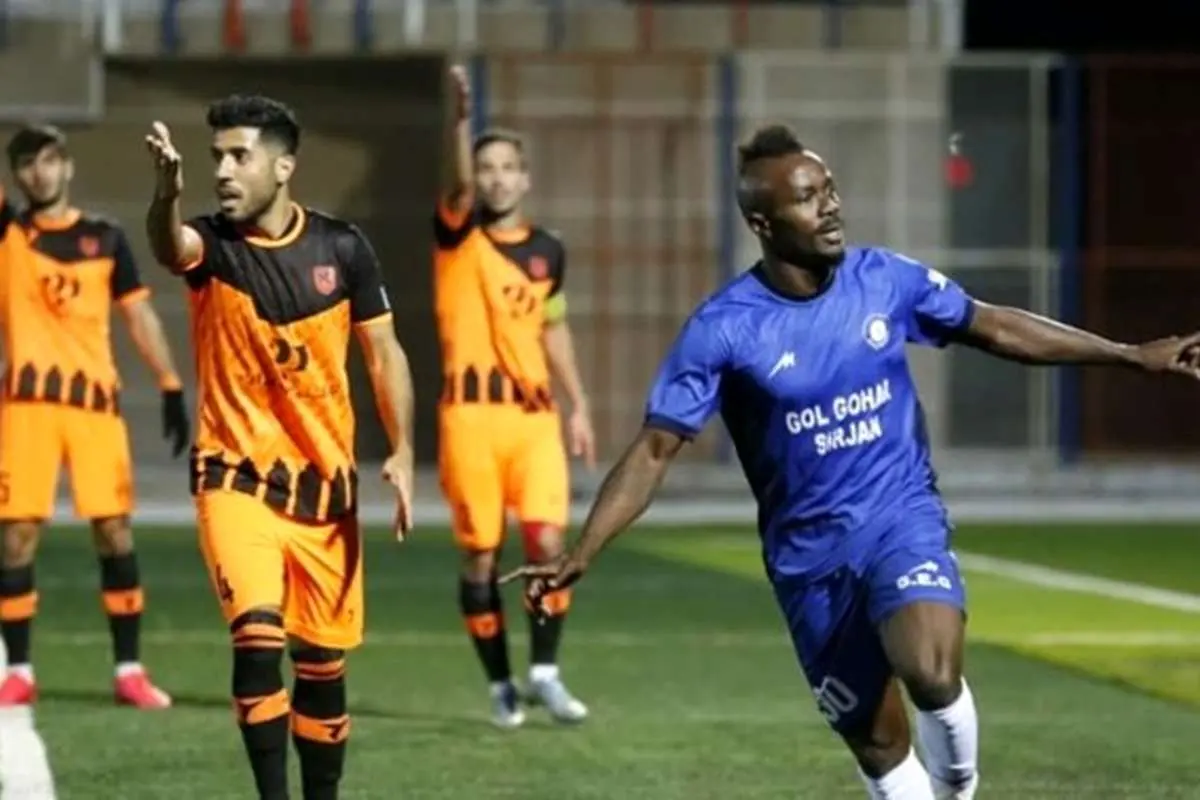 واکنش متفاوت گادوین منشا به قهرمان نشدن پرسپولیس در آسیا