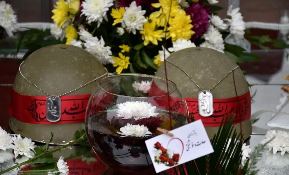 (تصاویر) آغاز زندگی مشترک در جوار مزار سردار سلیمانی