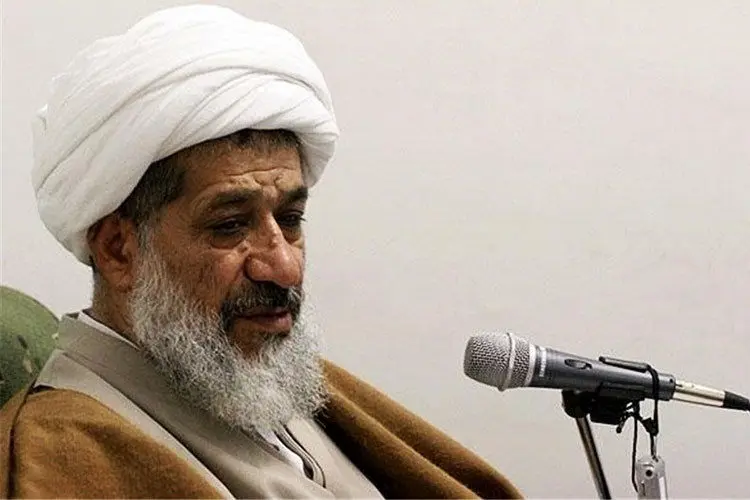 انتقادات شدید از آیت‌الله محمود امجد